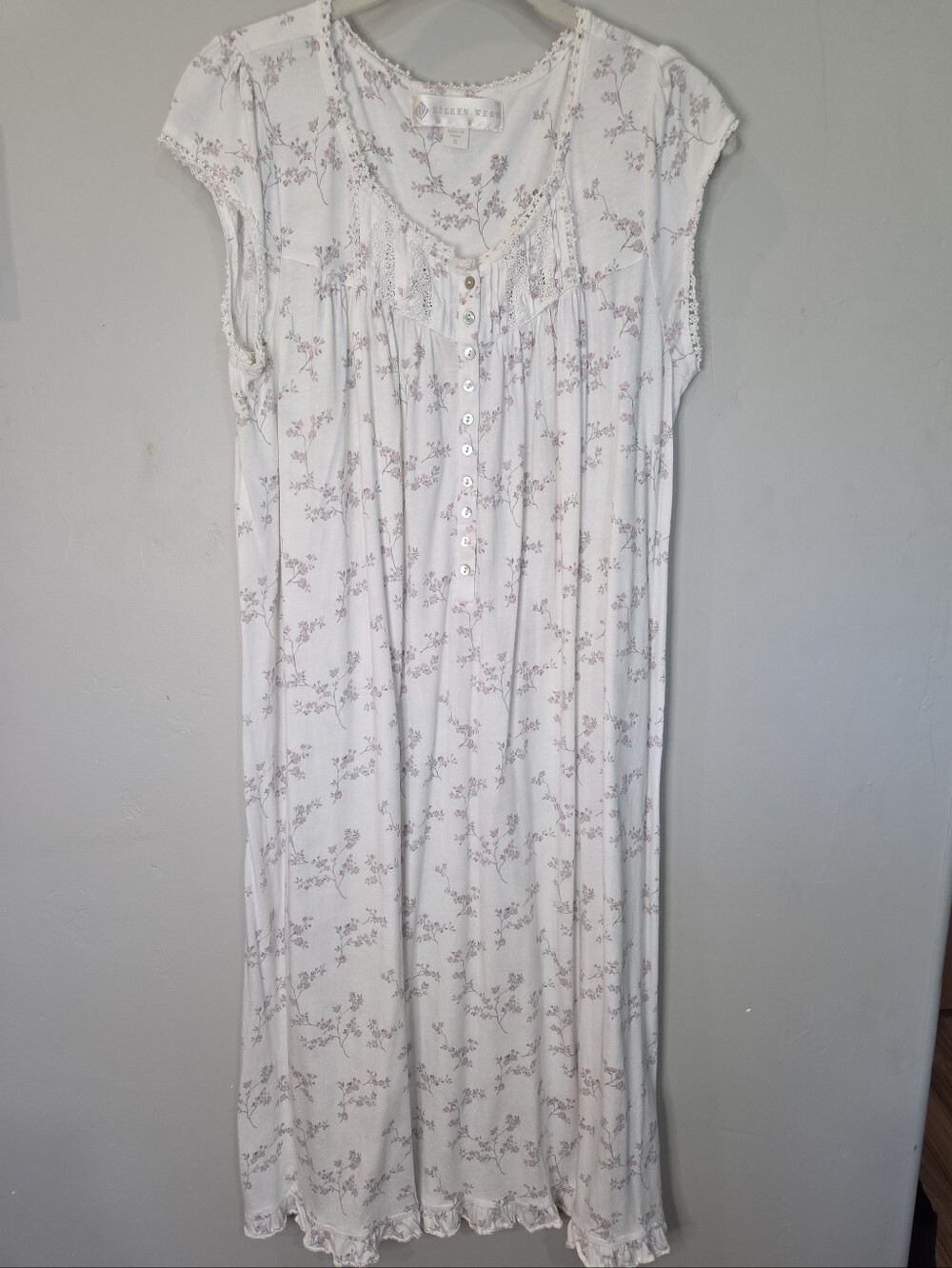 Eileen West White Cotton Nightgown Size Small Short Sleeve Ditsy Floral Print